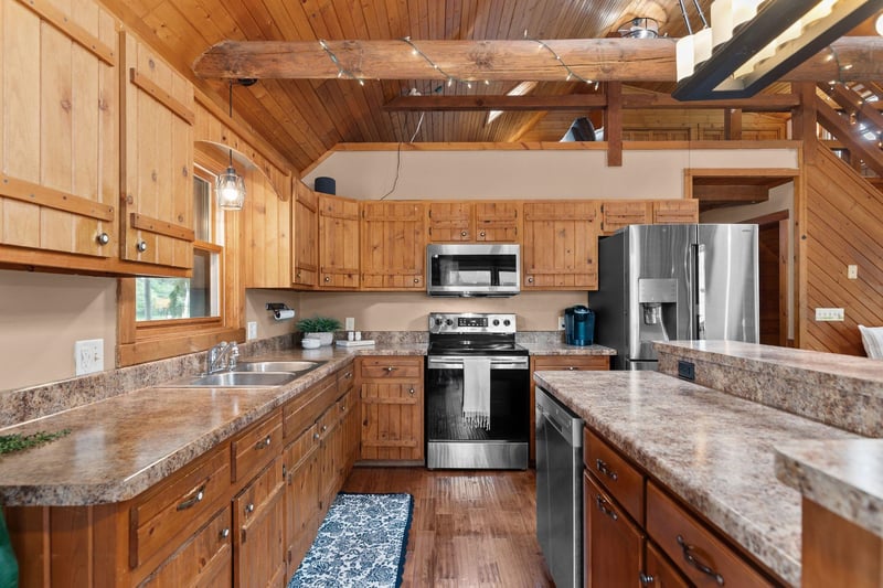 1712 E Edgewood Dr, Appleton, WI 54913