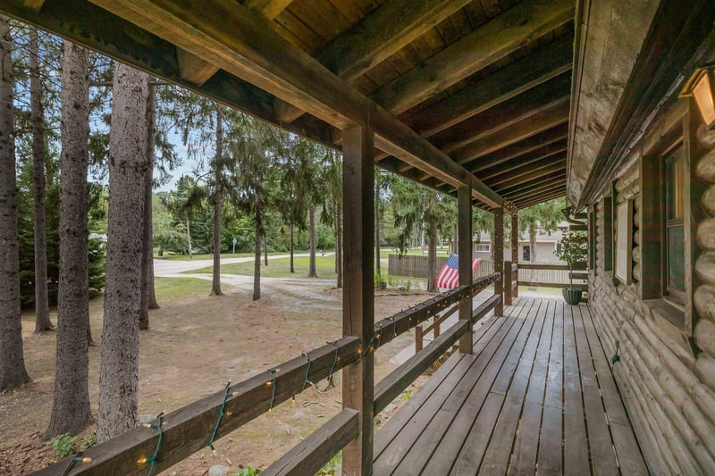1712 E Edgewood Dr, Appleton, WI 54913