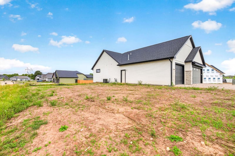 N918 Quarry Rim Rd, Hortonville, WI 54944