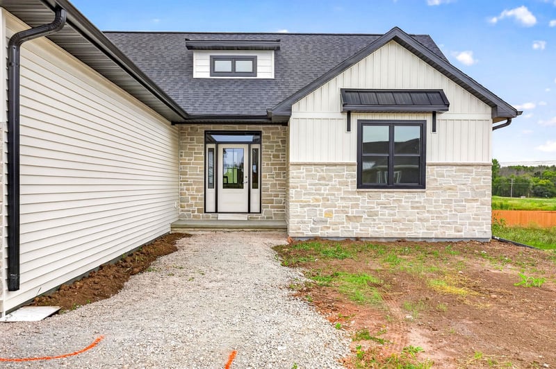 N918 Quarry Rim Rd, Hortonville, WI 54944