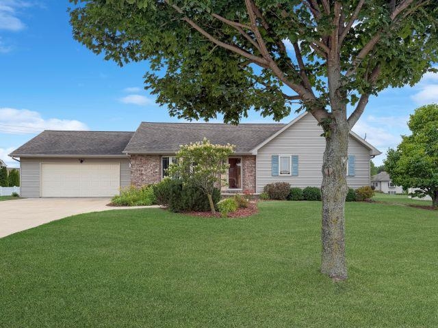 3136 Egan Ln, Green Bay, WI 54311-5064