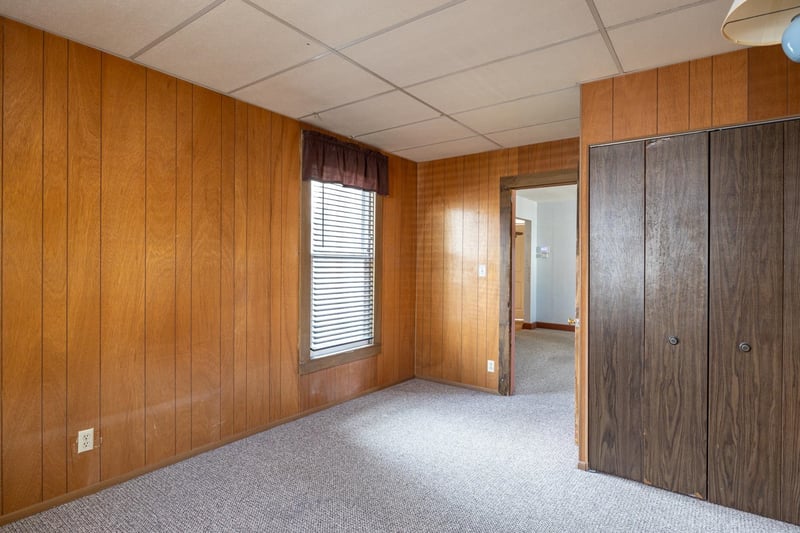 614 N Superior St, Appleton, WI 54911