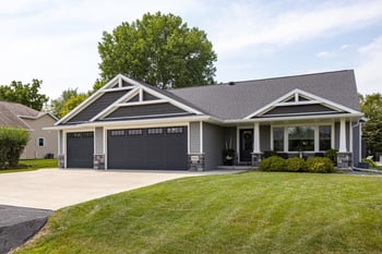 4944 Ormand Beach Ct, Oshkosh, WI 54904