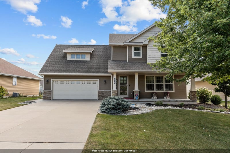 2876 Chrystella Dr, Menasha, WI 54952