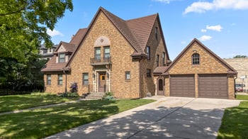 740 S Quincy St, Green Bay, WI 54301