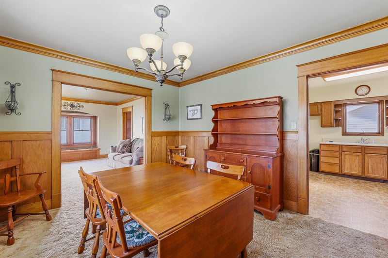 2024 Illinois Ave, New Holstein, WI 53061-1303