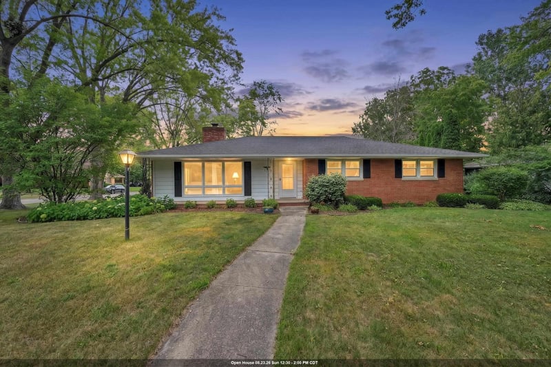 141 Custer Ct, Green Bay, WI 54301