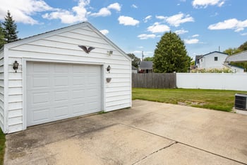1609 W Murdock Ave, Oshkosh, WI 54901-2126