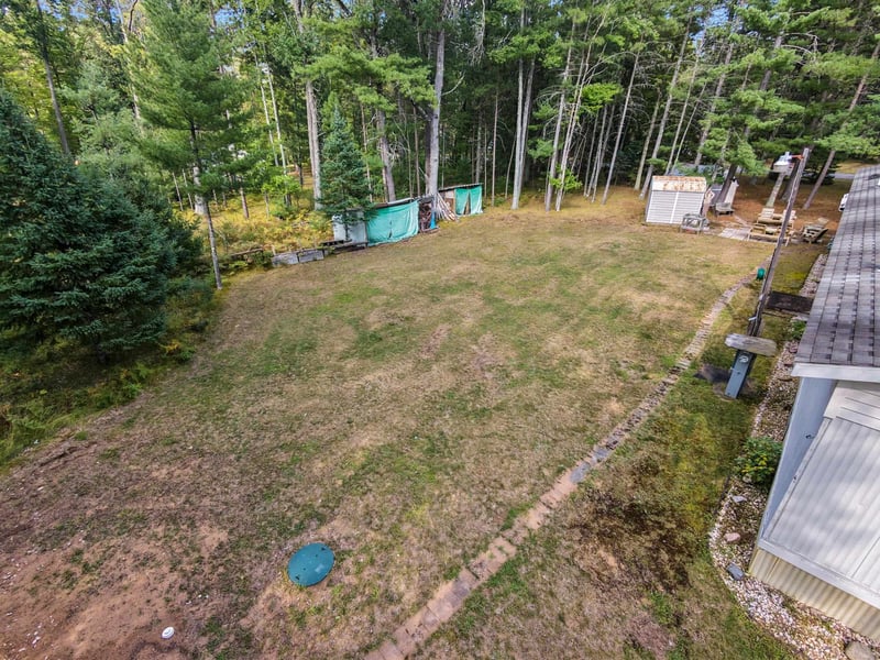 15303 Grindle Oak Dr, Mountain, WI 54149