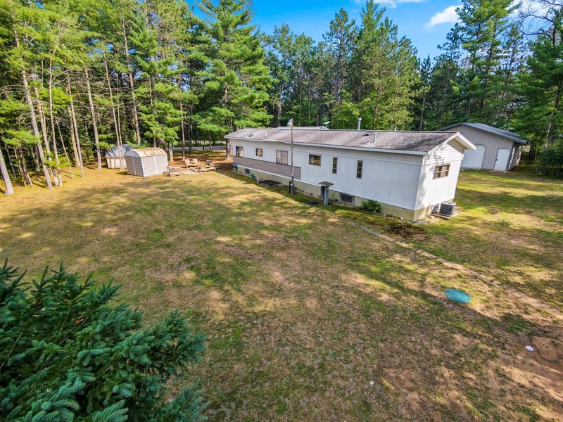 15303 Grindle Oak Dr, Mountain, WI 54149