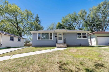 1597 Westfield Ave, Green Bay, WI 54303-3338