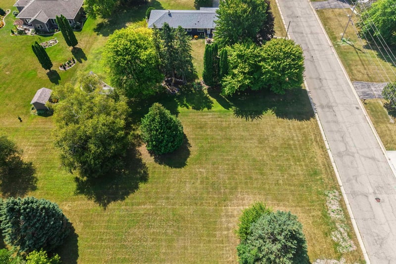 380 S Mayflower Dr #12, Appleton, WI 54914