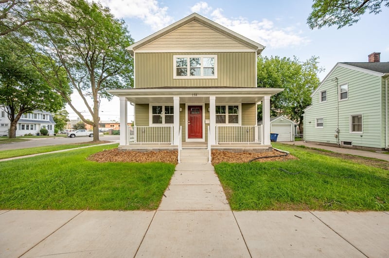 158 N Maple Ave, Green Bay, WI 54303