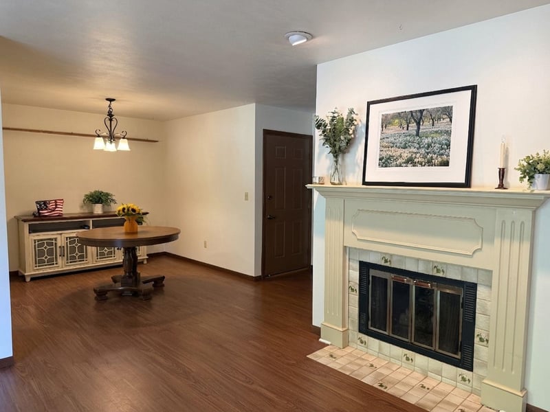 2935 Mossy Oak Cir, Green Bay, WI 54311-5789