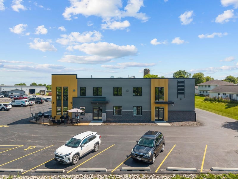 390 E Farmland Dr #207, Kaukauna, WI 54130