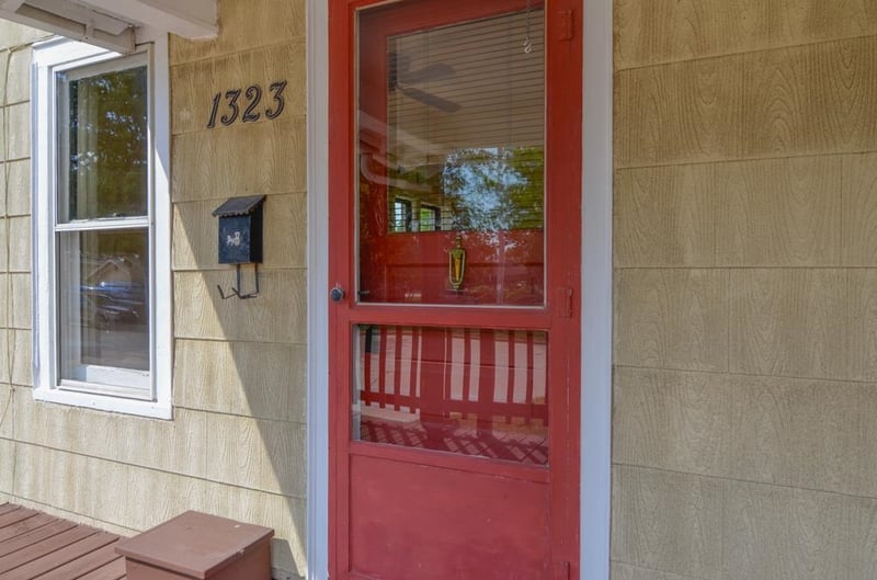 1323 N Kenilworth Ave, Appleton, WI 54911