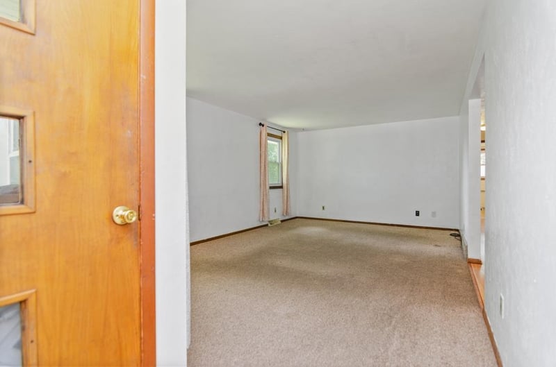 1486 Hastings St, Green Bay, WI 54301