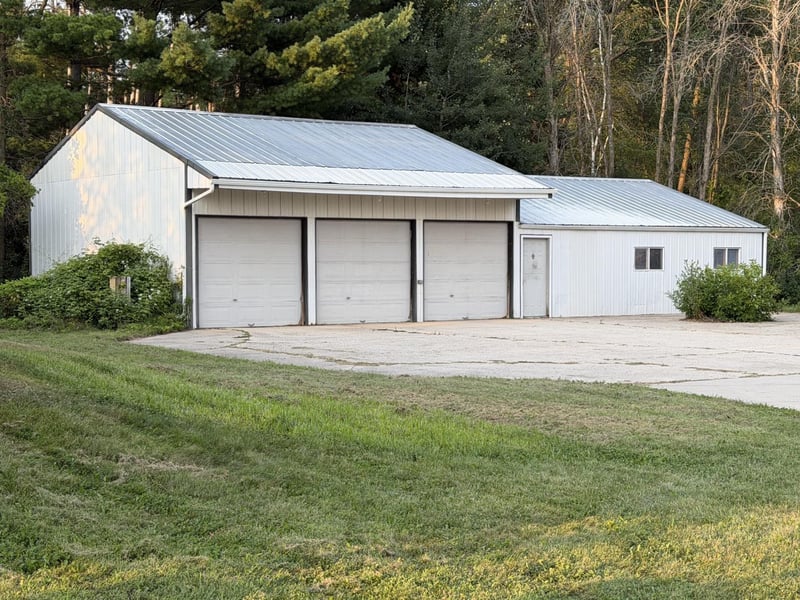 11990 Velp Ave, Green Bay, WI 54313