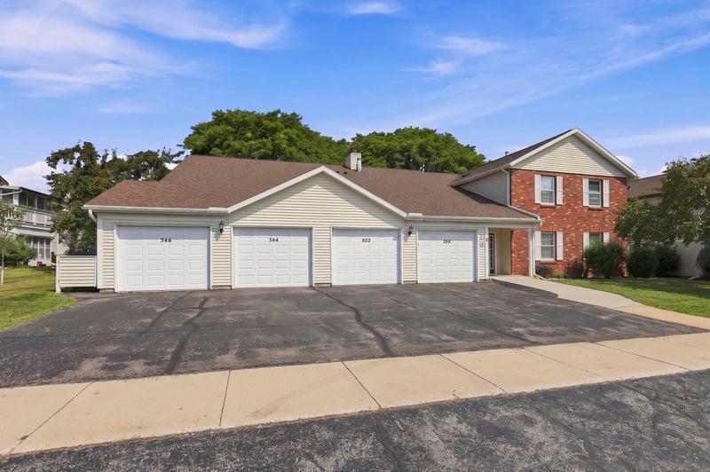 544 W Smith Ave, Oshkosh, WI 54901