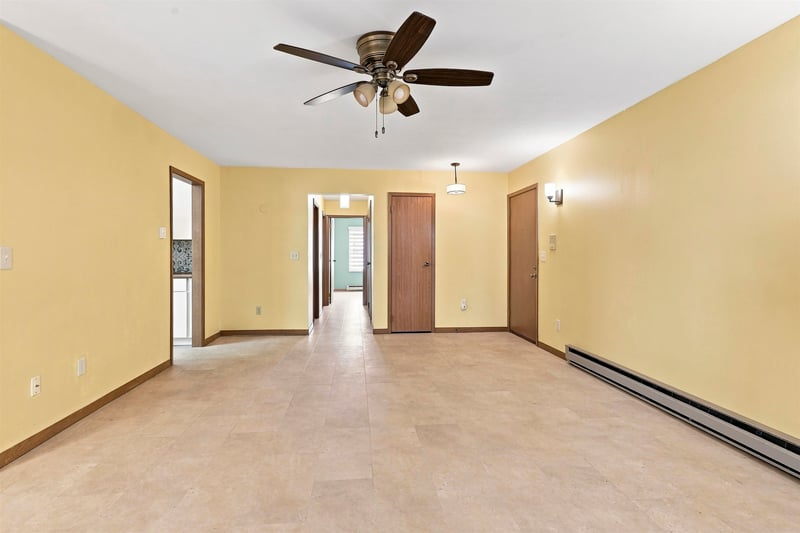 544 W Smith Ave, Oshkosh, WI 54901