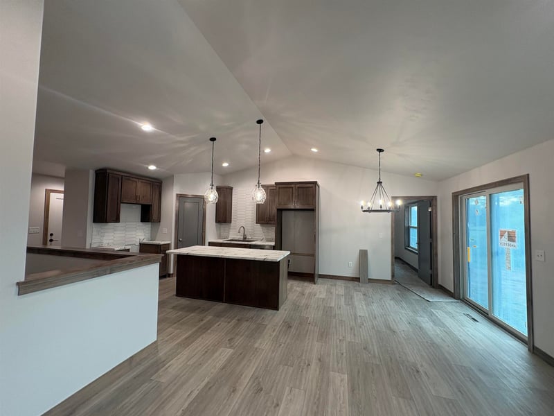 4926 Water Mint Way, Green Bay, WI 54313