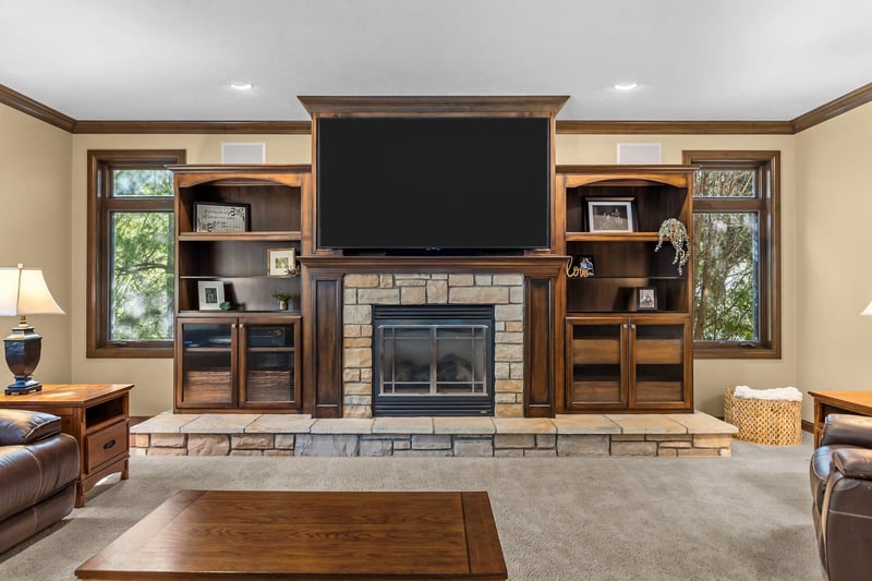 417 Hidden Ridges Way, Combined Locks, WI 54113