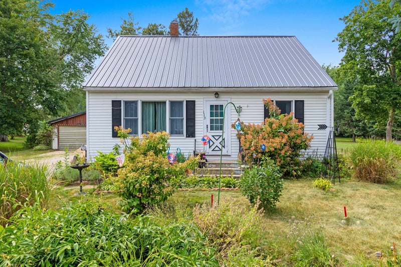 113 N Elm Ave, Gillett, WI 54124