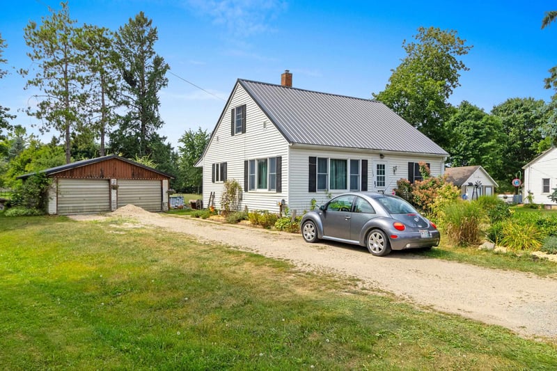 113 N Elm Ave, Gillett, WI 54124