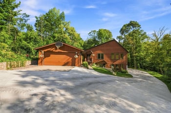 2691 Mayline Dr, Green Bay, WI 54311