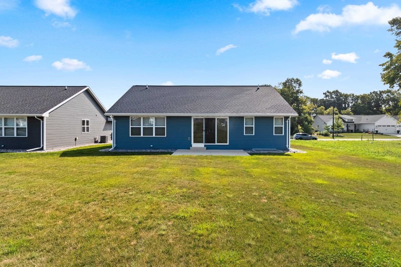 1743 Honor St, Neenah, WI 54956