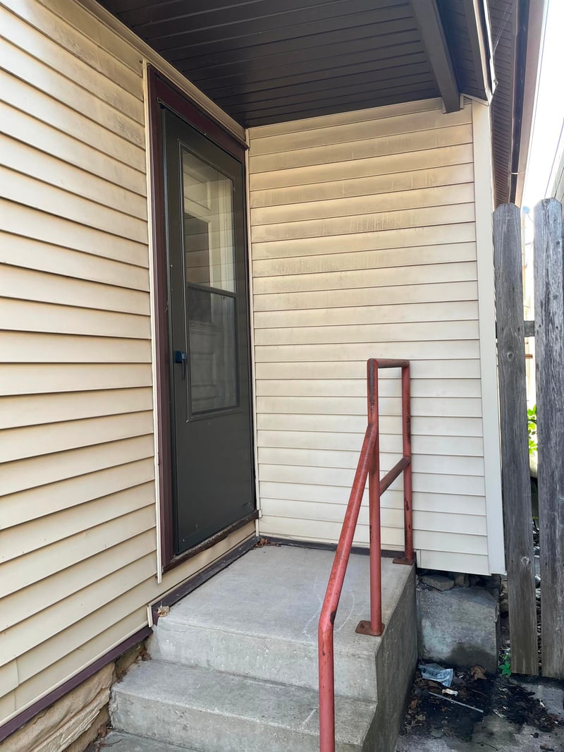529 Grand Ave, Little Chute, WI 54140-1707