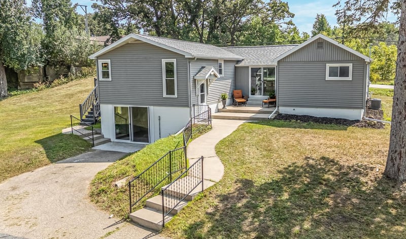 8772 County Rd K, Omro, WI 54963