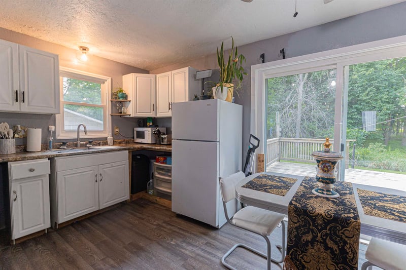 429 E Washington St, Gillett, WI 54124-9999