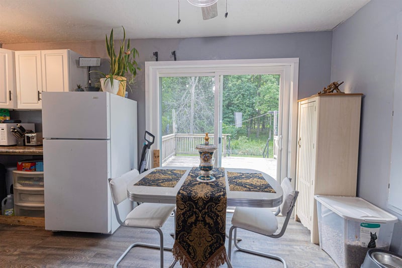 429 E Washington St, Gillett, WI 54124-9999