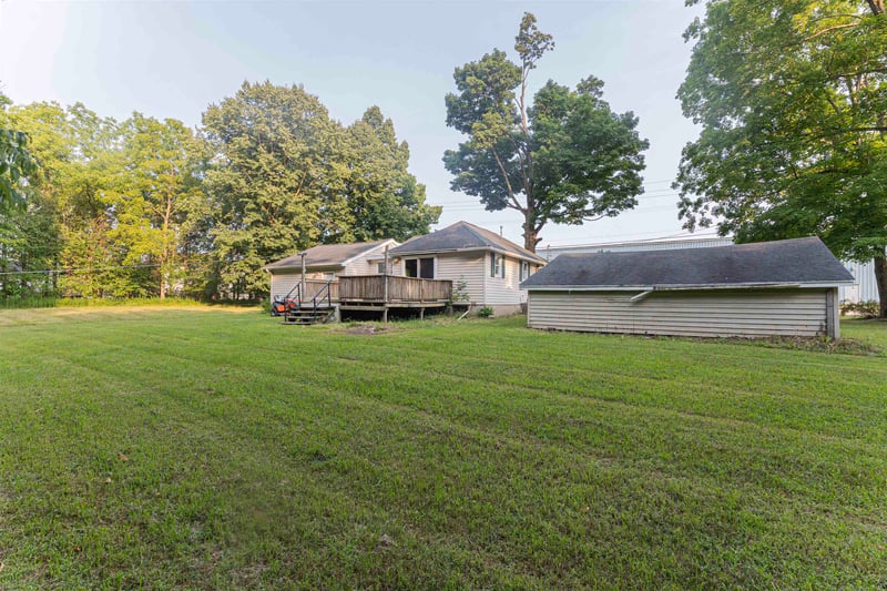 429 E Washington St, Gillett, WI 54124-9999