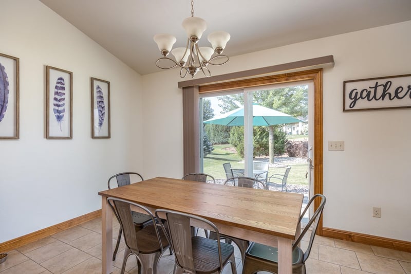 1124 Bobby Ct, Appleton, WI 54915