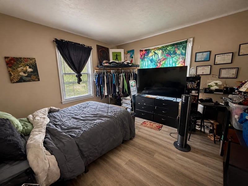 1731 Oshkosh Ave, Oshkosh, WI 54902-2639