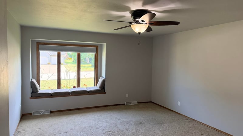 2758 Char La Mar Dr, Green Bay, WI 54311