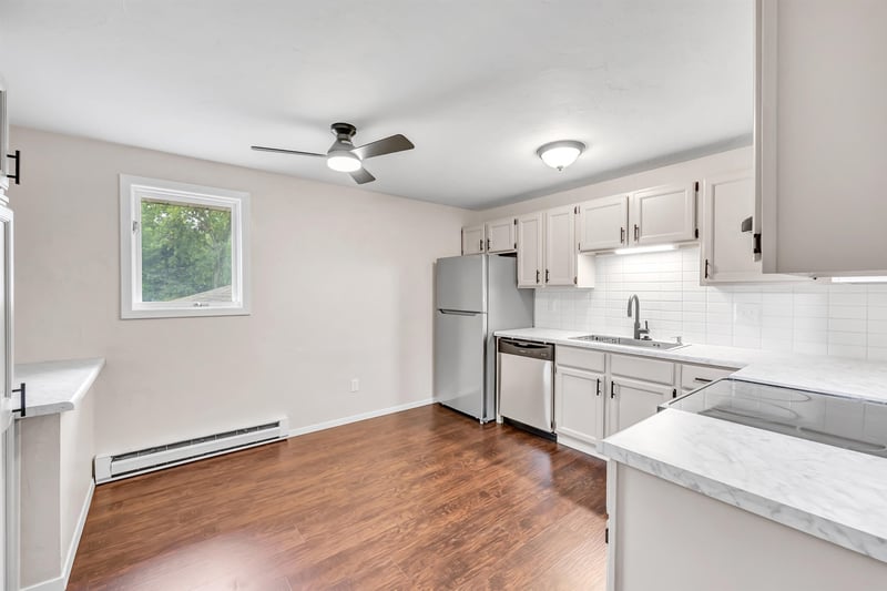 3560 S Timber Trl #3, Suamico, WI 54173