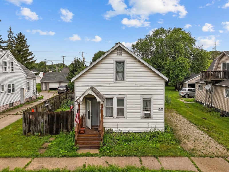 610 11th Ave, Green Bay, WI 54303