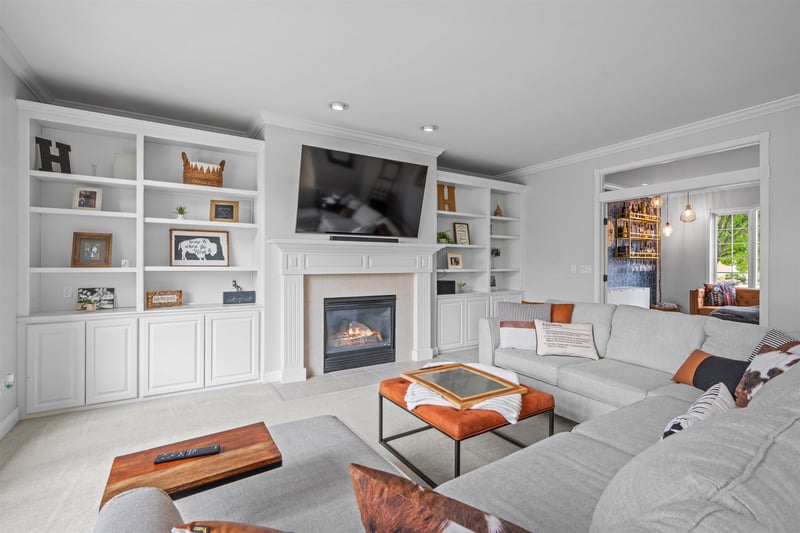 601 E Carrington Ln, Appleton, WI 54913