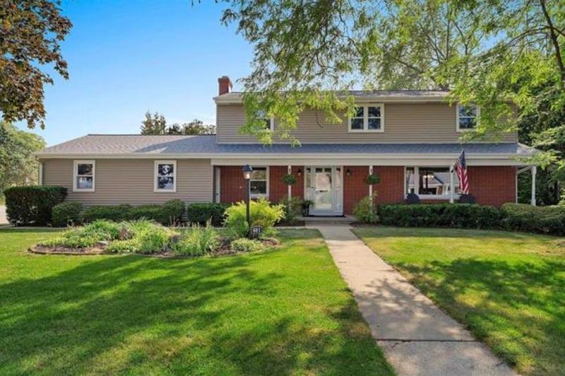 601 Brevoort Ln, Green Bay, WI 54301