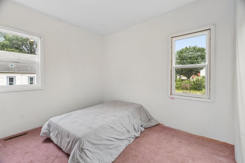 335 Cleveland St, Brillion, WI 54110