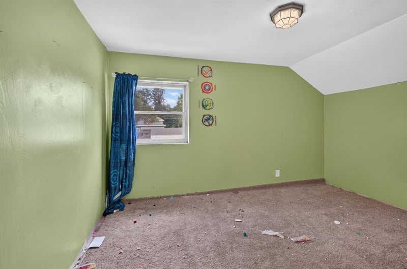 208 N Superior St, De Pere, WI 54115-2830