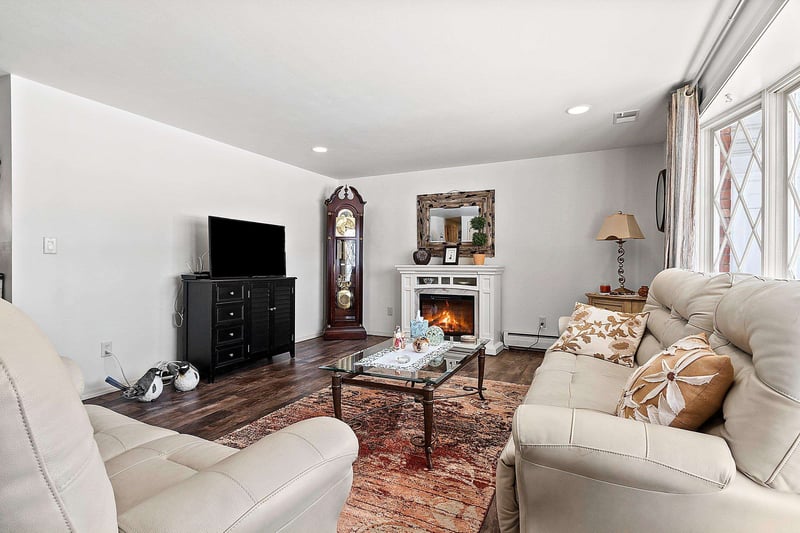 100 St Francis Dr, Green Bay, WI 54301-1336