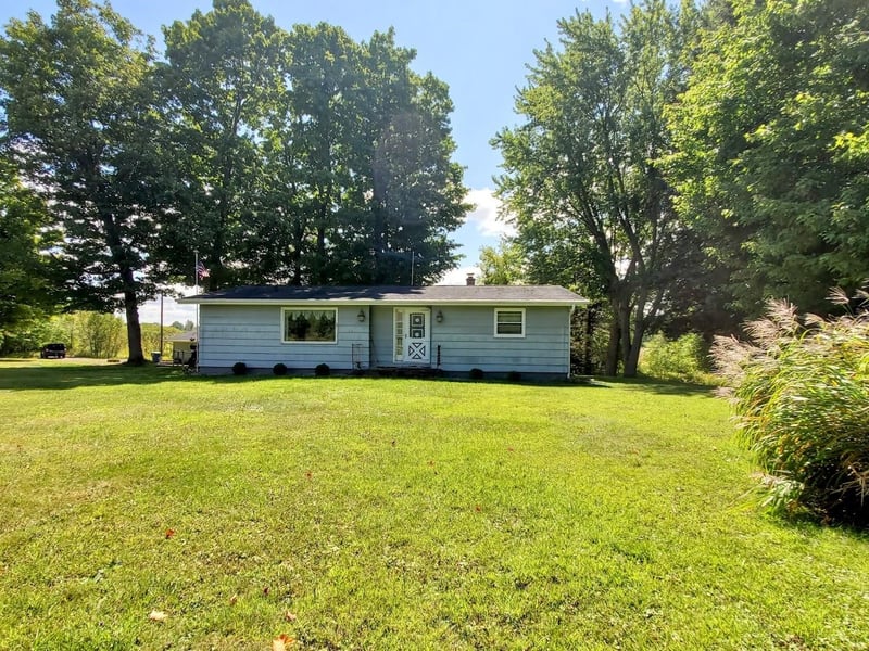 N4729 Highway 45, Tigerton, WI 54486-8917