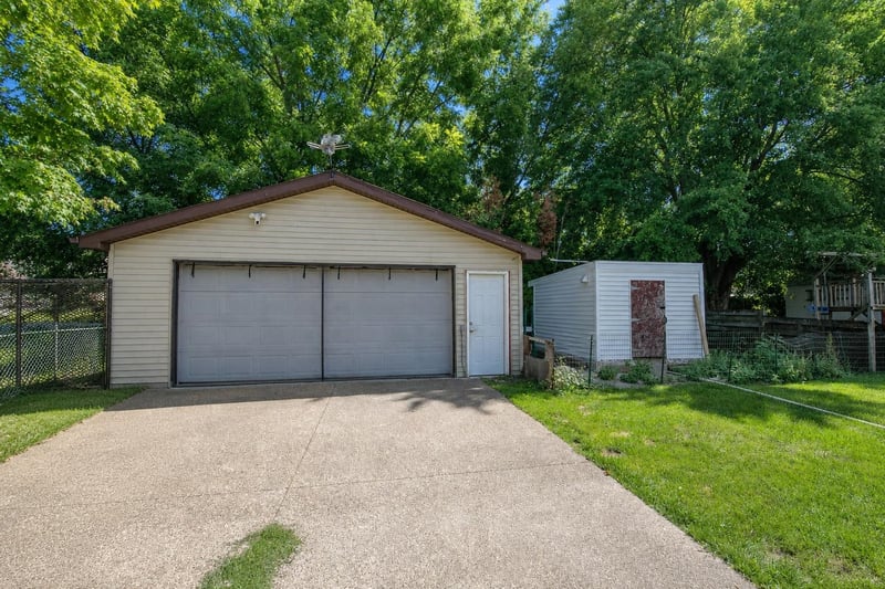 129 Plummer Ave, Neenah, WI 54956