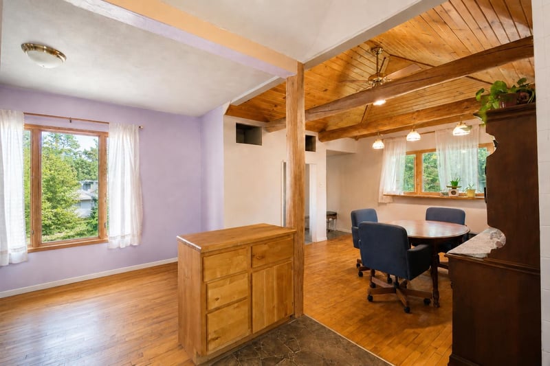 129 Plummer Ave, Neenah, WI 54956
