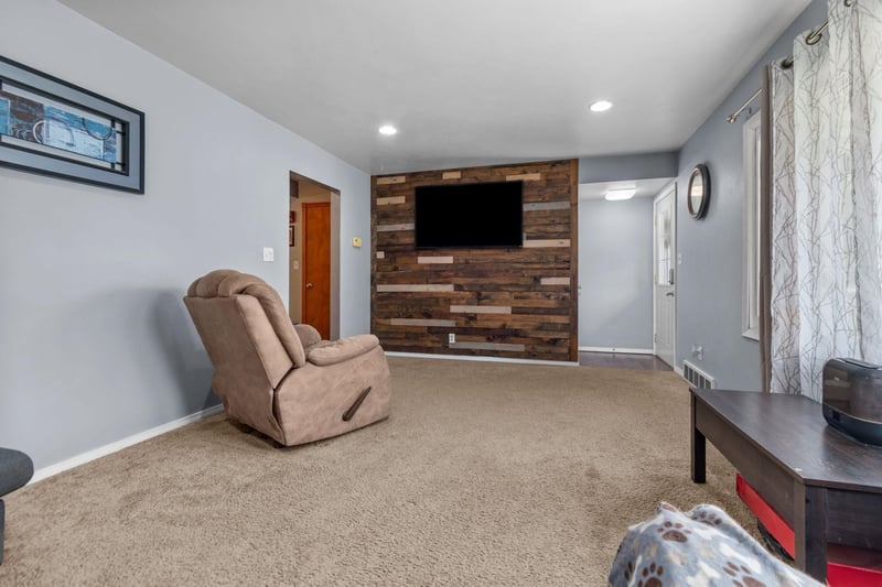 1530 S Walden Ave, Appleton, WI 54915