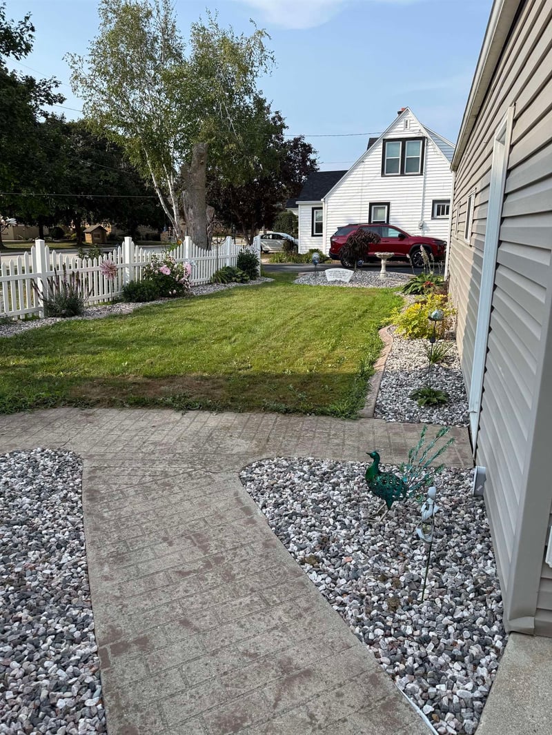 428 De Pere Rd, Denmark, WI 54208